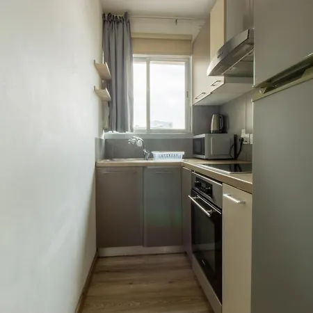 1br - Views - Deli Cafe Lägenhet
