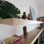1br - Views - Deli Cafe Apartment