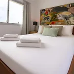 1br - Views - Deli Cafe Apartment