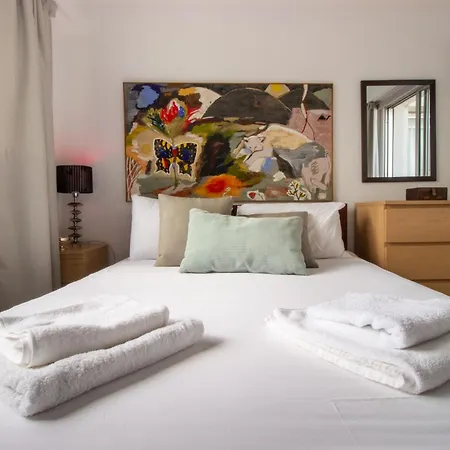 Apartment 1br - Views - Deli Cafe Nikosia