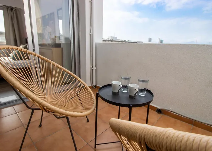 1br - Views - Deli Cafe Nikosia