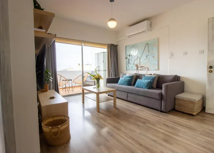 1br - Views - Deli Cafe Nicosia