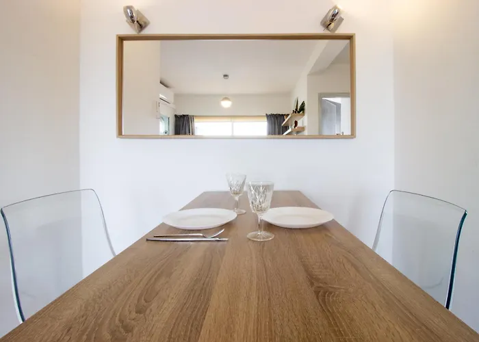 Lägenhet 1br - Views - Deli Cafe Nicosia