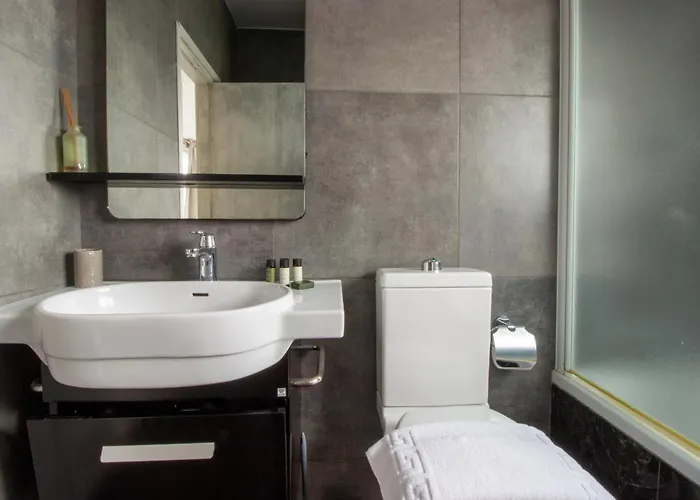 1br - Views - Deli Cafe Lägenhet *