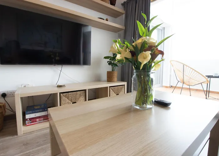 1br - Views - Deli Cafe Nicosia