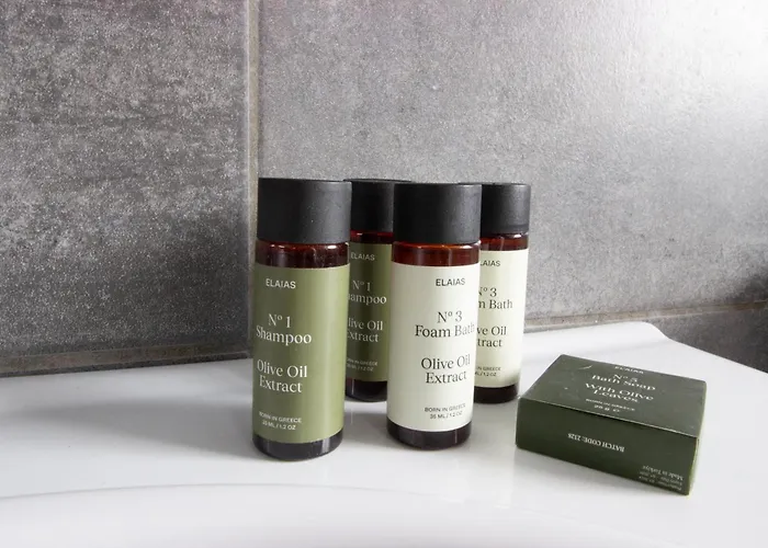 1br - Views - Deli Cafe Apartment